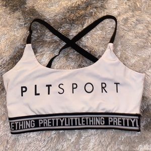 Prettylittlething Sports Bra